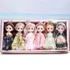 인형 6pcs 16cm 인형 세트 선물 상자 13 이동식 조인트 3D 눈 BJD 소녀 드레스 업 디이 장난감 패션 드레스 옷 BJD 인형 어린이 선물 230829