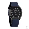 Montres-bracelets Mode Ceinture En Cuir Carré Quartz Montre Académie INS Style Vintage Montre-Bracelet Couple Étudiant Coréen Casual Hommes Femmes Cadeau