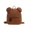 Pluszowe plecaki pluszowe niedźwiedzie plecak zima przenośna podróż dla dzieci w magazynie Kobieta urocza u rączki królika w kształcie niedźwiedzia plecak 230828
