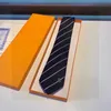 Ny designer Silk Tie Handgjorda nackband Lyxkontrollränder binds Business Scarf Men Letter broderad med Box G2308293Z-6