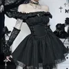 Abiti casual Goth Abito con corsetto nero Donna con spalle scoperte Pieghe Harajuku Estetico vintage Con lacci Vita alta Punk Elegante Linea A