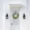 Dekorativa blommor dörr av fönster som används för dekoration konstgjord och grön garland kransling vägg vårkrans