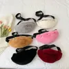 Sacs de taille Grand sac pour femme Hiver Ceinture en peluche Épaule Bandoulière Poitrine Mode Fluffy Fanny Pack Banana Purse Designer 230828