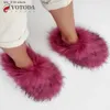 Pluszowe slajdy zimowe kapcie furry sztuczne kobiety ciepłe bawełniane śliskie modne fuzie Flip Flip Flops Fluffy Fur Buty Woman T230828 326