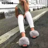 Kvinnor Summer Fashion Furry Flip Flops Real Fox Fur Slides Ladies Fluffy Slippers Casual Soft Fuzzy Amazing Female Shoes T230828 9FFE1