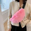 Sacs de taille Grand sac pour femme Hiver Ceinture en peluche Épaule Bandoulière Poitrine Mode Fluffy Fanny Pack Banana Purse Designer 230828