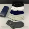 Calcetines para hombre Diseñador de lujo Calcetines de tubo medio rl Moda para hombre y para mujer Algodón casual Patrón de color transpirable Impreso 5 pares Calcetín HES4