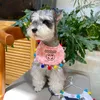 Simpatico cane da compagnia Asciugamano per sbavatura Palla per maglieria Schnauzer Teddy Morbido per animali domestici Bavaglino con stampa di lettere Asciugamano per sbavatura Cani di taglia piccola e media