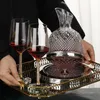 Bar Tools 360 Roterande vin Decanter Tumbler Design Dispenser Crystal Glass Wine Aerator Mirror Jug Gift Bar Decor Art Glassware 1500ml 230828