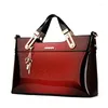 حقائب المساء 2023 حقائب اليد الفاخرة مصممة العلامة التجارية Crossbody حقيبة عالية الجودة براءات الاختراع الجلدية السيدات الكتف الكتف