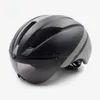 Cykelhjälmar Aero Hjälm TT Tid Försök Cyklinghjälm för män Kvinnor Goggles Race Road Bike Helmet With Lens Ciclismo Bicycle Equipment 230828