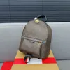 Woman Bag Designer Backpack Torba na ramiona sprężyny mini torba crossbody torba mała torba mody torba skórzana torba posessengerowa hobo klasyki stary plecak kwiatowy