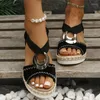 Sandaler 2023 Summer Snake Print Platform Gladiator Shoes Woman Comfort Comance Med Heels Metal Decoration Women's Wedges