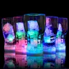 LED-ijsblokjes Gloeiende feestbal Flitslicht Lichtgevend neon Bruiloft Festival Kerstbar Wijnglas Decoratiebenodigdheden 12 STKS HKD230829