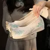 Sapatos de vestido estilo chinês bordado interior aumentando promoção feminina menina confortável elegante yangko 2023 sapato branco hanfu 41