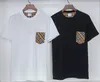 Klasyczna retro designerka T-shirt Pure Cotton Top Men's Casual Plaid Black and White Luksusowe odzież Trend Trend M-3XL