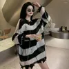 Damenpullover Herbst Frauen aushöhlen gebrochene Quaste stricken Gothic Lady lose dünne gestreifte Pullover Pullover Goth koreanische Modekleidung