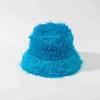 Stingy Brim Hats Hot Y2k Fluffy Faux Päls Bucket Hat Women Rabbit Päls Var varm tjock plysch Winter Hat Lady Luxury Fashion Party Panama Fisherman Cap J230829