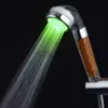 バスルームシャワーヘッド1PCバスルーム3色の変化LEDシャワーヘッドセンサーハンドヘルドミネラルアニオンスパ高圧フィルターシャワーヘッドx0830