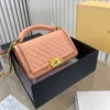 Y Designer Bag Shoulder Bag Woman Luxury Woven Chain Clamshell Grain Embossed Litchi Cowhide Small Square Bag Crossbody Shoulder Bag