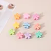 10 stks/partij Duurzame Mini Haarklauw Clips Geweldig voor Ontwerp Kinderen en Volwassen Kapsels Decoratie Pining Pony Sterke Grip Multifunctionele Klem Kleur Clips