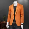 Męskie garnitury Four Seasons 2023 Przyjazd pomarańczowe Blazery dla mężczyzn Slim Fit Groom Wedding Chucil Kurtka Klasyczna męska rozmiar S-5xl