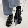 Gai Gai Dress 2024 Comfort Men Split To Flat Microfibric Designer Man 캐주얼 레이스 업 남성 Tabi Man 's Shoes A1 230830