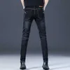 Elegante preto de luxo masculino coreano streetwear punk moda confortável estiramento jeans fino ajuste perna reta casual calças jeans hkd230829