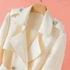 Vestes Femmes Luxe Street Style Beige Trench-Coat Mi-Longueur 2023 Drapé Haut De Gamme Double Boutonnage Eamjacket Plume Pardessus