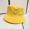Designer Ball Caps Par Style Metal Triangle Label Fisherman Hat Sunscreen Sun Hat Outdoor Leisure Beach Hat Small Eave