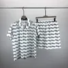 2 Moda Mens Womens Summer Tracksuits Ternos Esportivos Casual Clássico Carta Padrão Impressão Masculino Shorts de Manga Curta Homens Tops Meninos Camisetas Cores Roupas # 302