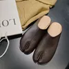 Gai Gai Slippers مشغول Girl Al9001 نساء مضخة بغل انقسام أحذية النعال المسطحة مريحة للنساء والسيدات 230830