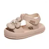 Sandaler 2023 Summer Baby Cute Flower Pearl Soft Princess Girls Shoes Kids Beach Icke-halk Bekväma småbarn