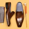 Pantoufles Italiennes De Luxe Hommes En Cuir Véritable Demi-Chaussures Robe 2023 Style D'été Designer Qualité Vintage Sandales D'affaires
