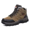 Zapatos de vestir Llegada Invierno Pro Mountain Senderismo al aire libre para hombres Mujeres Agregar botas de piel Caminando Entrenamiento cálido Calzado de trekking 230829