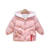 Вниз пальто для малыша для девочек -одежда мультфильм Симпатичный цветочный дизайн 2023 зимний детский переходная одежда теплый хлопковой штулка