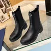 Botas cortas de piel de vaca Zapatos de diseñador de lujo Botas Martin de moda para mujer Botas de motocicleta clásicas y frescas Zapatos de plataforma cómodos para exteriores Nuevos zapatos casuales antideslizantes