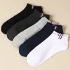 Chaussettes de sport 5 paires été mince bateau hommes décontracté respirant absorbant la sueur calibrage noir affaires cheville Sox chaussette de sport 230830