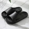 Slippers Voetmassage EVA Zachte Zool Vrouwen Mannen Comfortabele Slides Thuis Badkamer Koppels Strand Sandalen Zomer Casual Schoenen