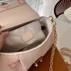 2023 Diseñador Crossbody Mujeres Messenger Bag Bolso Bolsos de lujo Bolso en relieve Bolso de mujer Calidad Textura Moda Bolso de hombro Satchel