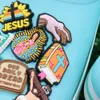 Toptan 100 PCS PVC Kutsanmış İnanç İsa Günlük Ekmek Bahçe Ayakkabı Tokası Yetişkin Takılar Düğmesi Toka Sırt Çantası