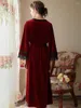 Dames Nachtkleding Elegant Velours Gewaad Pleuche Fluwelen Lange Nachtjurk Gewaden Voor Vrouwen Homewear Franse Courty Vintage Nachtjapon Badjas