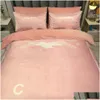 Zestawy pościeli różowe projektant mody Winter Veet Arkusz Letterka drukowana kołnierz er poduszek poduszki wysokiej jakości projektanci rozmiaru komfortowe dhas1