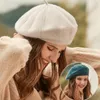 ベレットファッションスパンコール女性プレーンカラーニットベレー帽子レディフレンチアーティストビーニー英国秋冬のカジュアルウォームウール230830