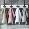 Der Handtuch-Baumwollanzug für Erwachsene eignet sich für Badezimmer, Reisen und Strand-Fitnessstudios, um weiche Badetücher zu verdicken