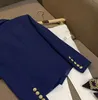 2023 Herfst Herfst Lange mouwen met ingekeepte revers Marineblauw Effen kleur Slanke metalen gespen Double-Breasted Blazers Elegante topkwaliteit Uitloperjassen 21O13729