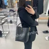 2023 kvinna mini hinkväskor designer väska crossbody axelväskor lyxhandväska mode totes cross body läder 5A