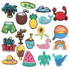 Großhandel 100 Stücke PVC Sommer Stil Kokospalme Krabben Garten Schuhschnalle Wassermelone Zubehör Für Kinder Charms Knopf Clog