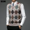 Men s tröjor modedesigner märke Argyle pullover diamant tröja v nackstickväst män 6 ull ärmlös autum casual kläder 230830