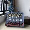 Kvällspåsar 2023 Ny graffiti tote väska för kvinnor largecpacity axel messenger väska mode trend kvinnors väska kreativ allmatch handväska j230830